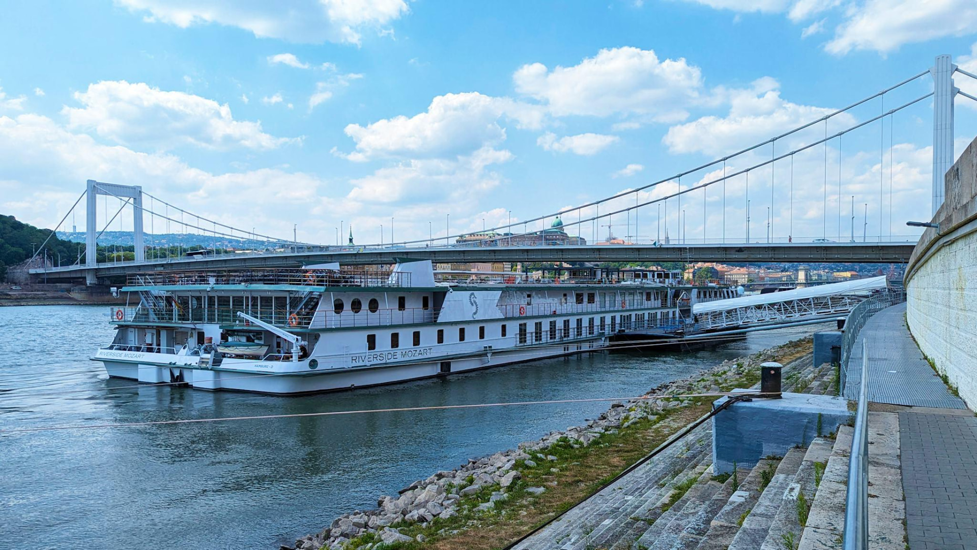 Riverside Mozart docked on the Danube beneath the Elisabeth Bridge in Budapest
